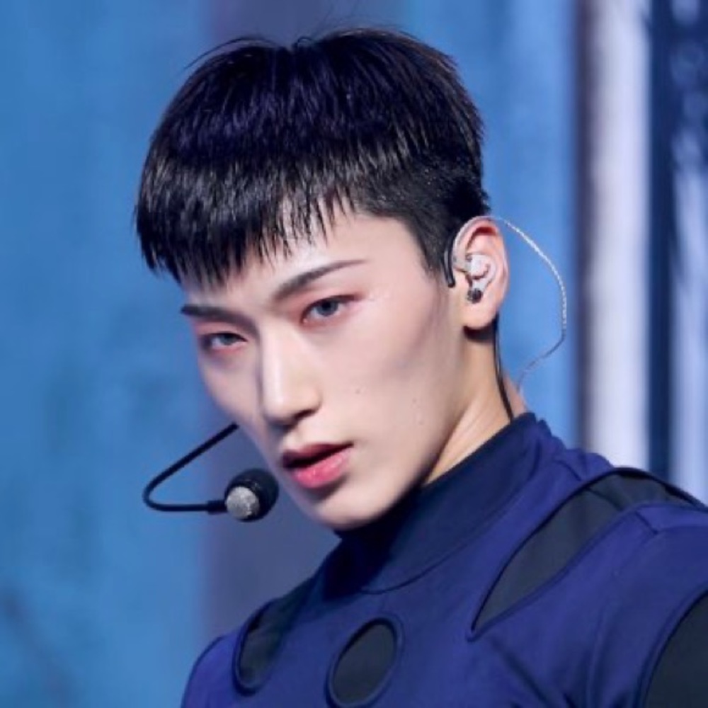 Meet your Posher, Jacqueline